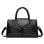 sac à main motif croco