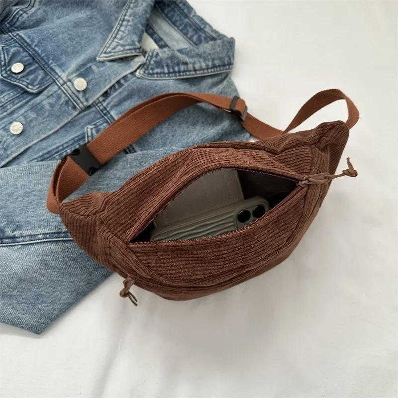sac banane en velours côtelé
